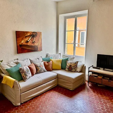 Appartement Place Poullan *