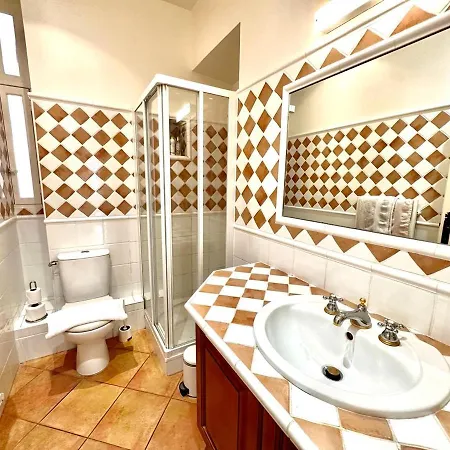 Place Poullan Appartement *